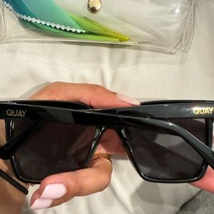 Black quay sunglasses
